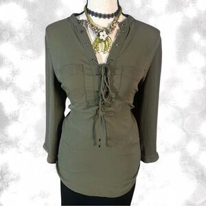 A.n.a Olive Lace-Up 3/4 Sleeve Top
